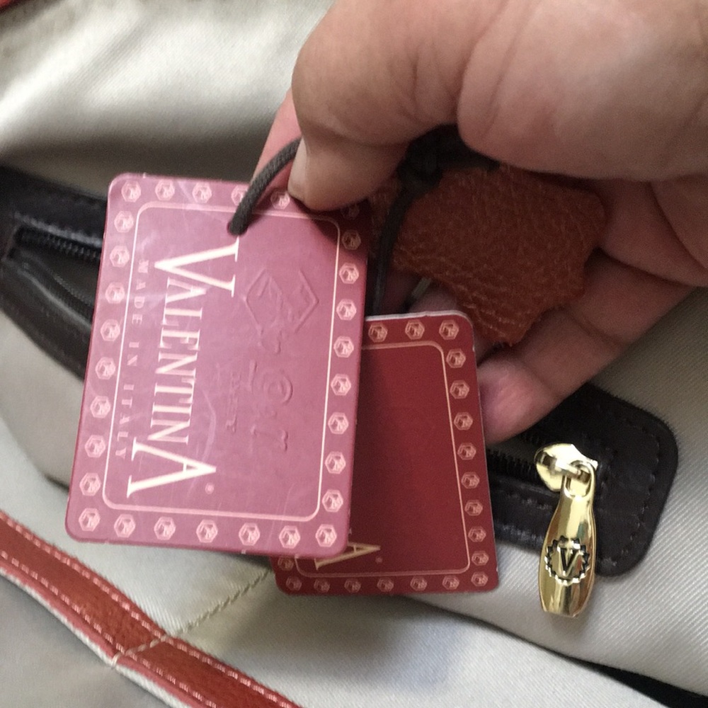 Valentina EUC medium size bag - Picture 5 of 5